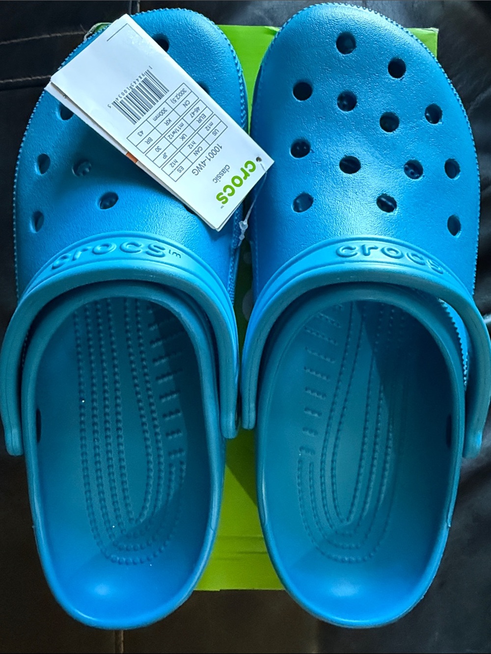New CROCS Classic Clog in Turquoise Blue - Mens size 12